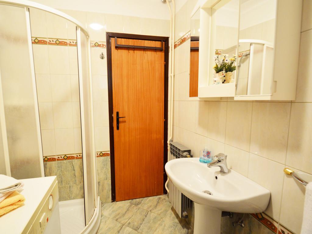 Rm Apartment Pusta Ровинь Экстерьер фото
