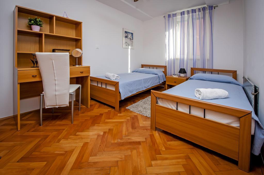 Rm Apartment Pusta Ровинь Экстерьер фото